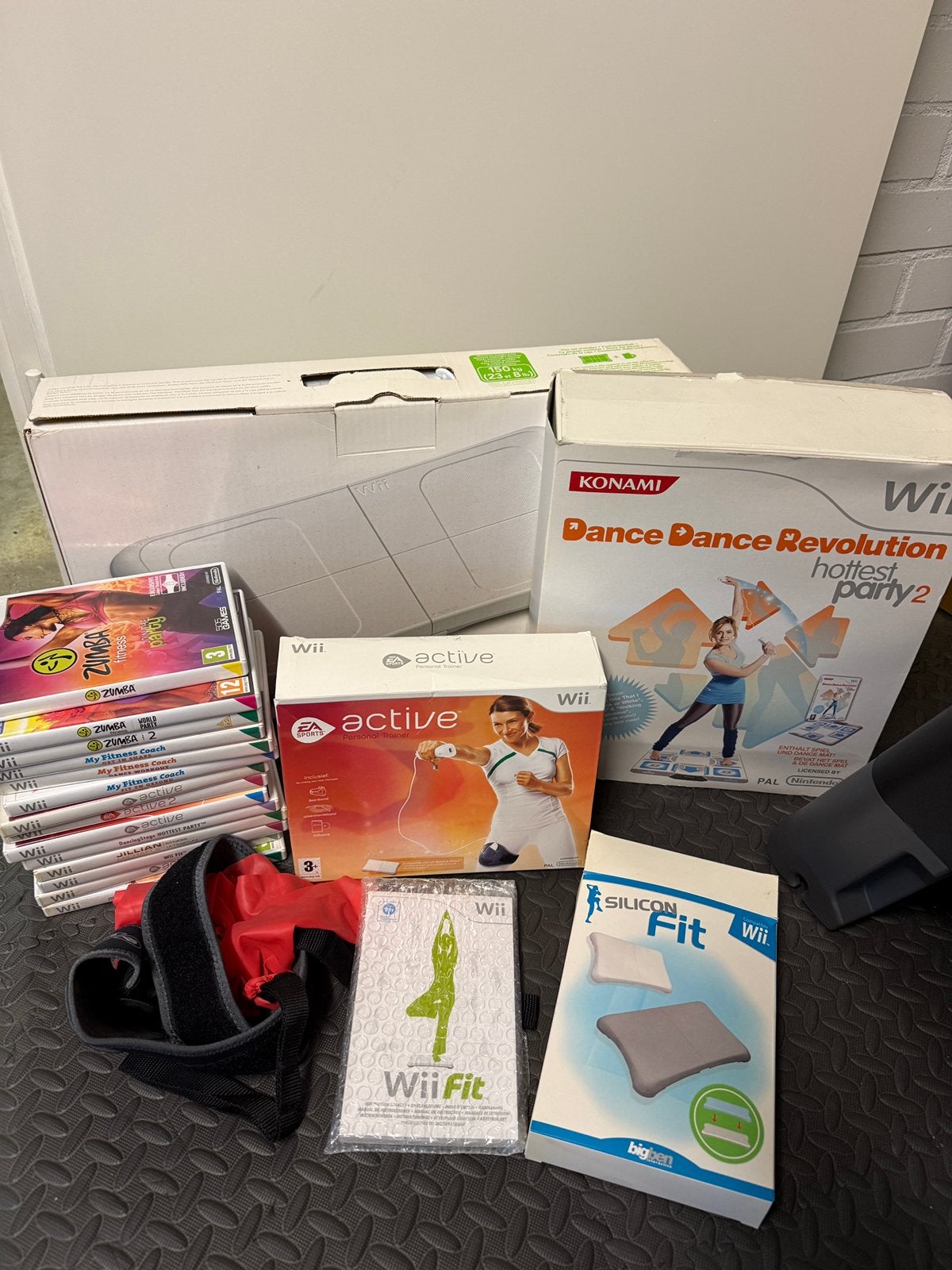 Nintendo Wii complete fitness set, Ophalen of Verzenden, Gebruikt, Zonder controller, Met games
