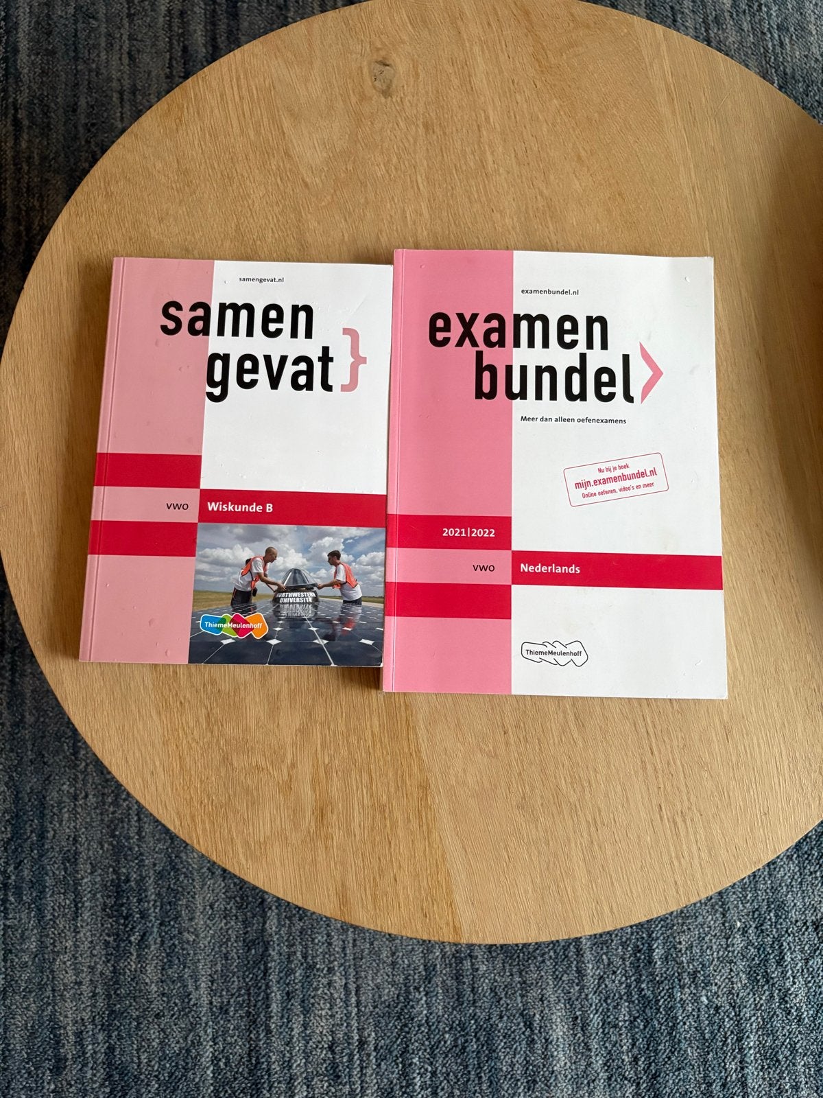 Samengevat Wiskunde B VWO & Examenbundel Nederlands VWO, Boeken, Ophalen, Zo goed als nieuw, VWO, Wiskunde B
