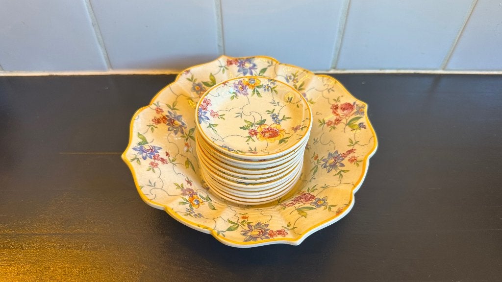 Bonbonschaaltje met 12 schoteltjes, societe ceramique, Ophalen