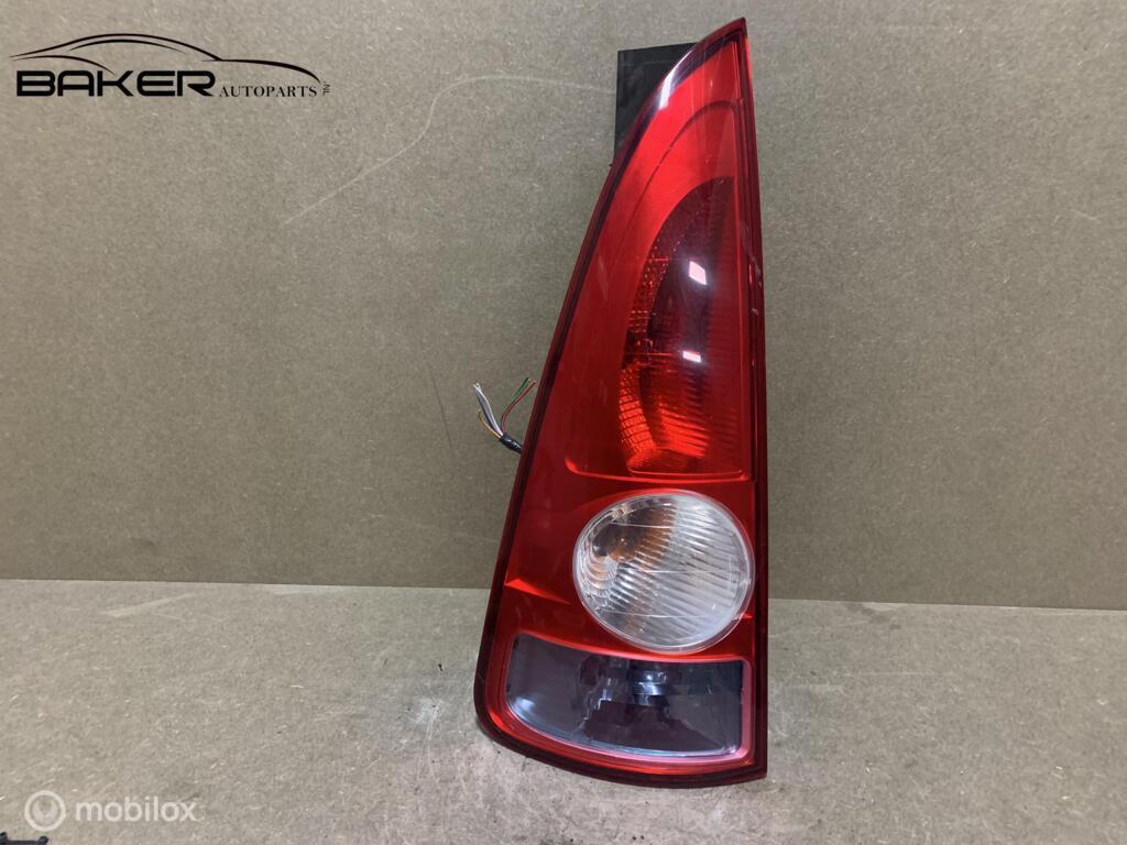 Achterlicht links Renault Espace IV ('02-'12) 8200027153, Gebruikt, Renault, Ophalen of Verzenden, Renault