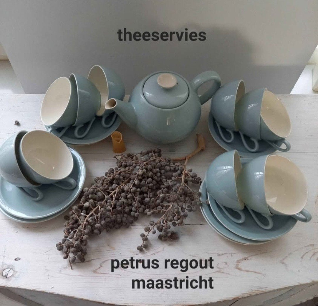 Vintage Petrus Regout Maastricht theeservies - lichtblauw, Antiek en Kunst, Ophalen