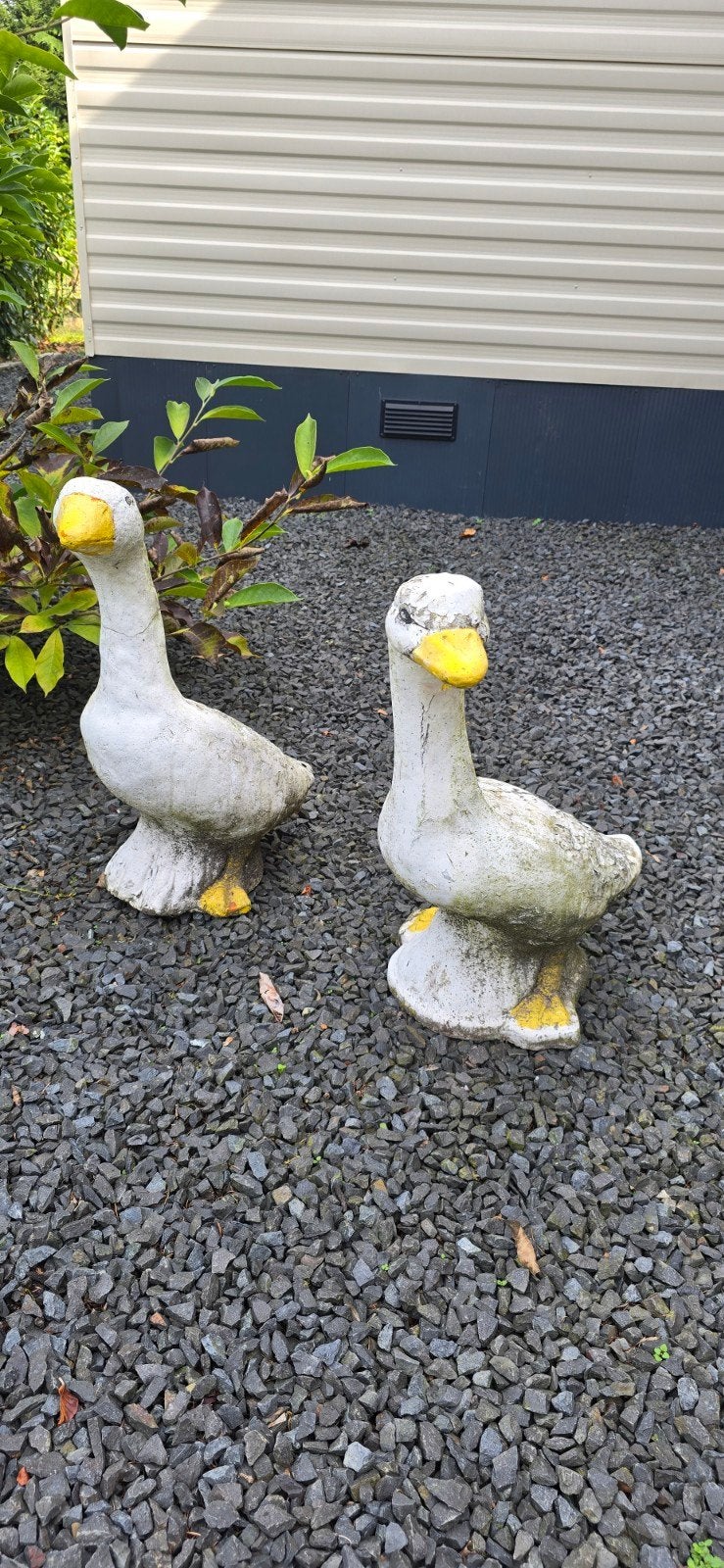 Set van 2 betonnen tuinvogels en 2 betonnen ganzen, Tuin en Terras, Ophalen, Gebruikt, Beton, Dierenbeeld