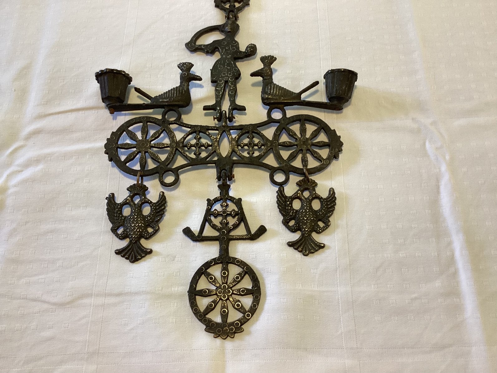 Foto 2 van Vintage Byzantijnse Wandkandelaar. Brons Zwart Gepatineerd