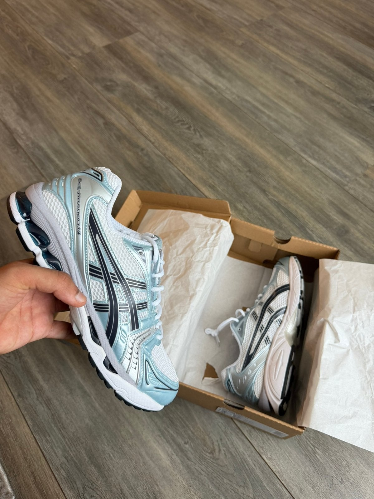 Asics Gel Kayano 14 White Fjord Grey 43.5, Ophalen of Verzenden, Zo goed als nieuw, Wit