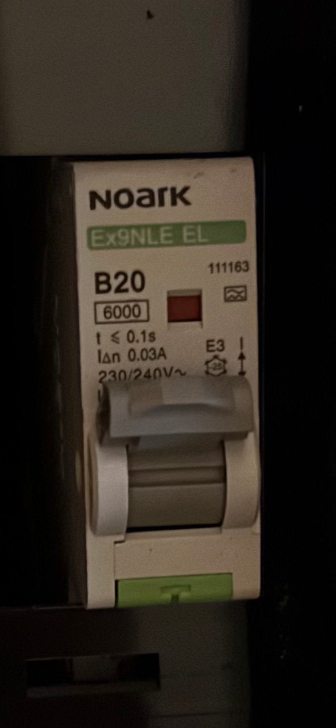 Installatieautomaat Noark B20, Ophalen of Verzenden, Zo goed als nieuw