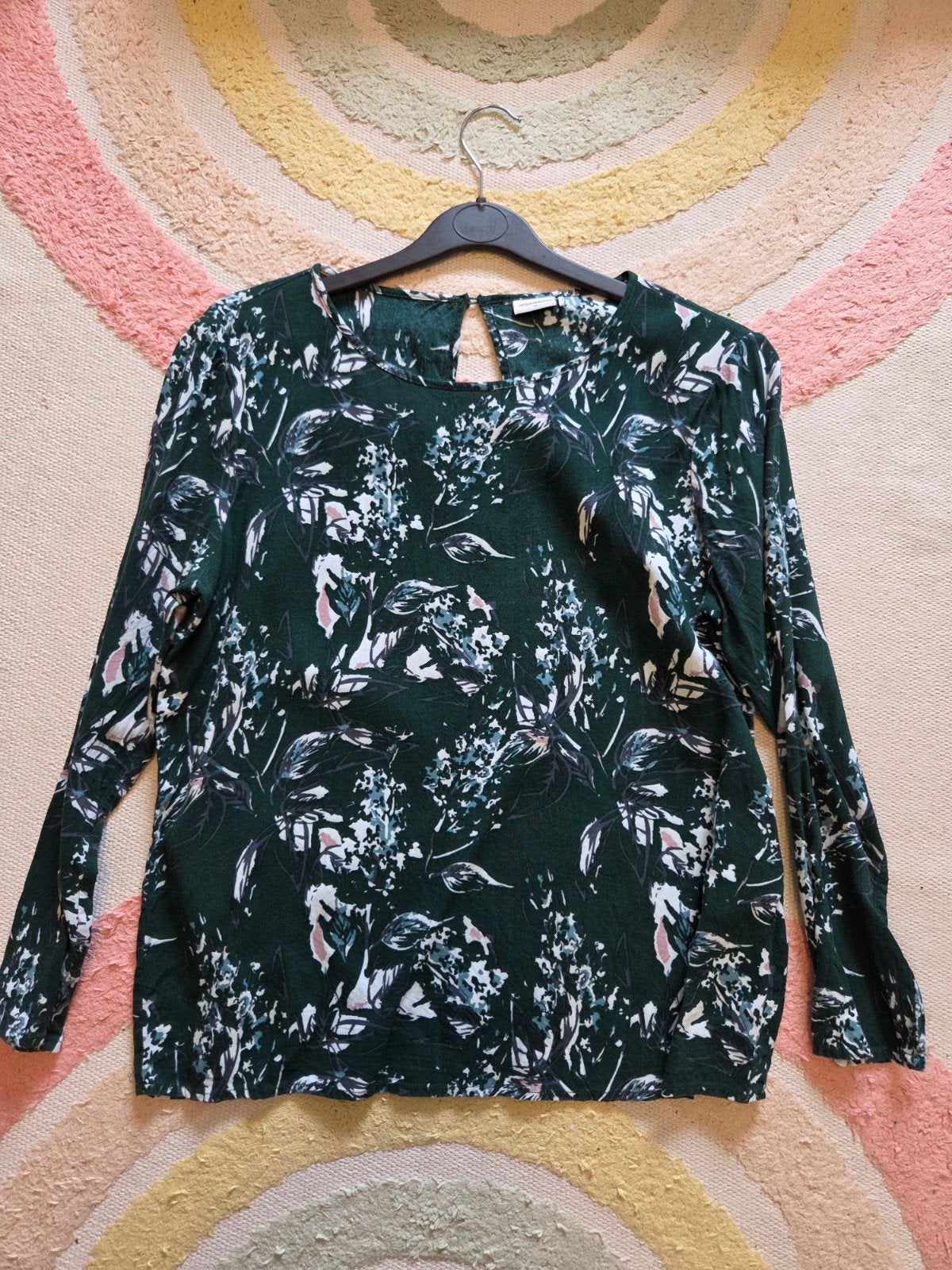 Mooie blouse botanische print donkergroen jacqueline de yong, Maat 38/40 (M), Ophalen of Verzenden, Zo goed als nieuw, Groen