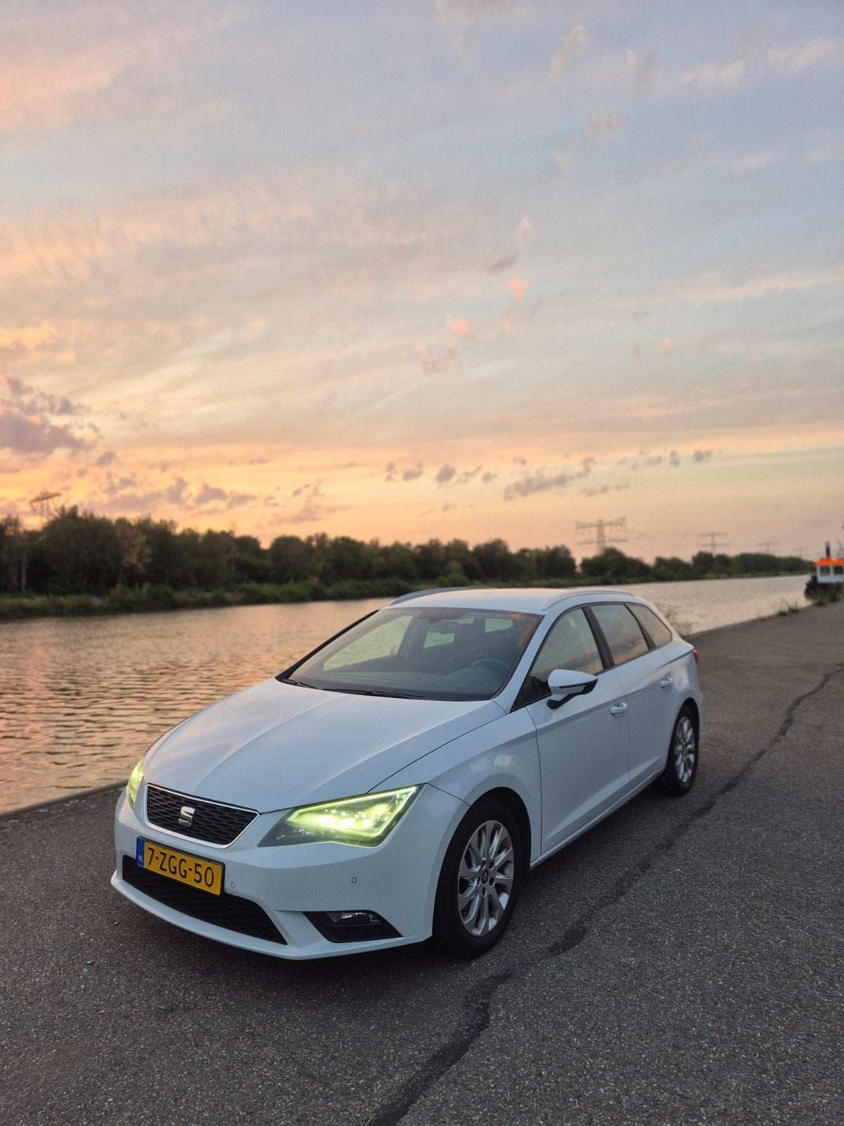 Seat Leon ST 1.6 TDI handbak (2014) – Zuinig en goed onderho, Voorwielaandrijving, 4 cilinders, Leon, Wit