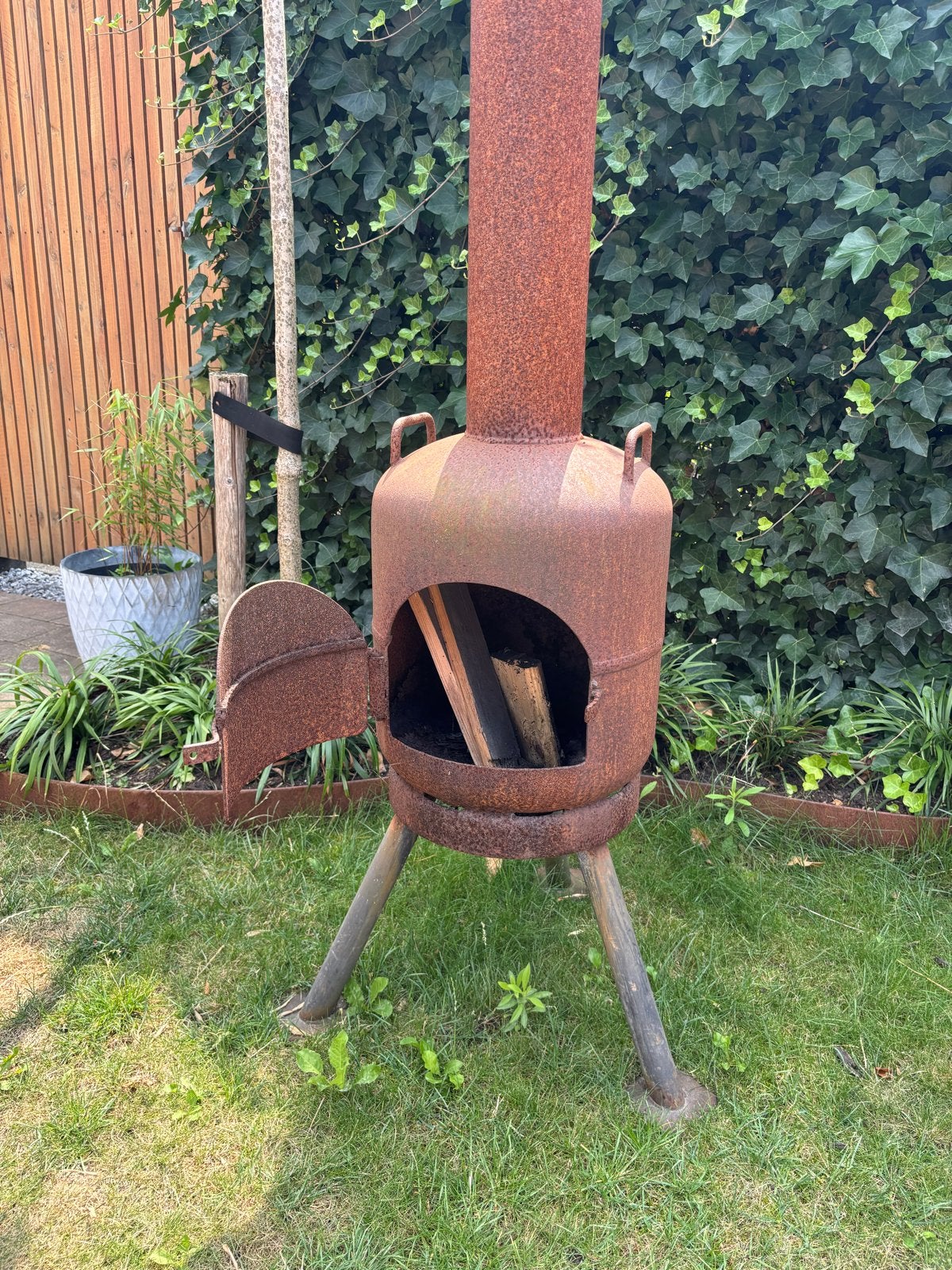 Rustieke vuurton / terrashaard voor sfeervolle avonden, Tuin en Terras, Vuurkorven, Ophalen, Gebruikt, Vuurton