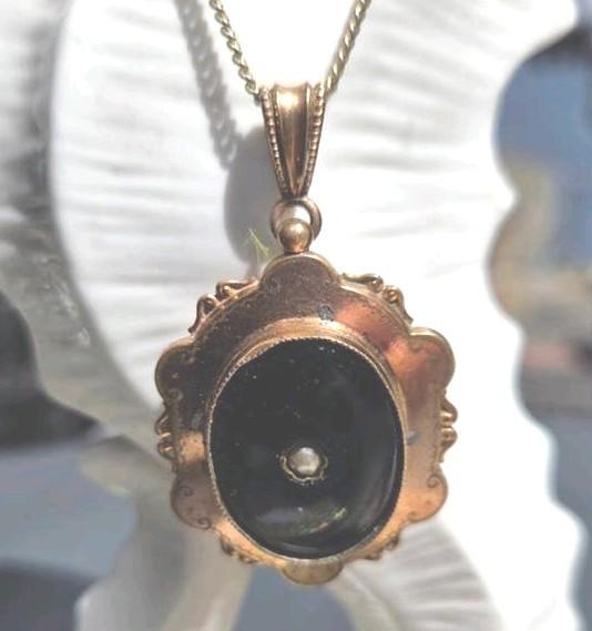 Victoriaanse hanger met medaillon, kijkglaasje., Ophalen of Verzenden, Zilver, Overige materialen
