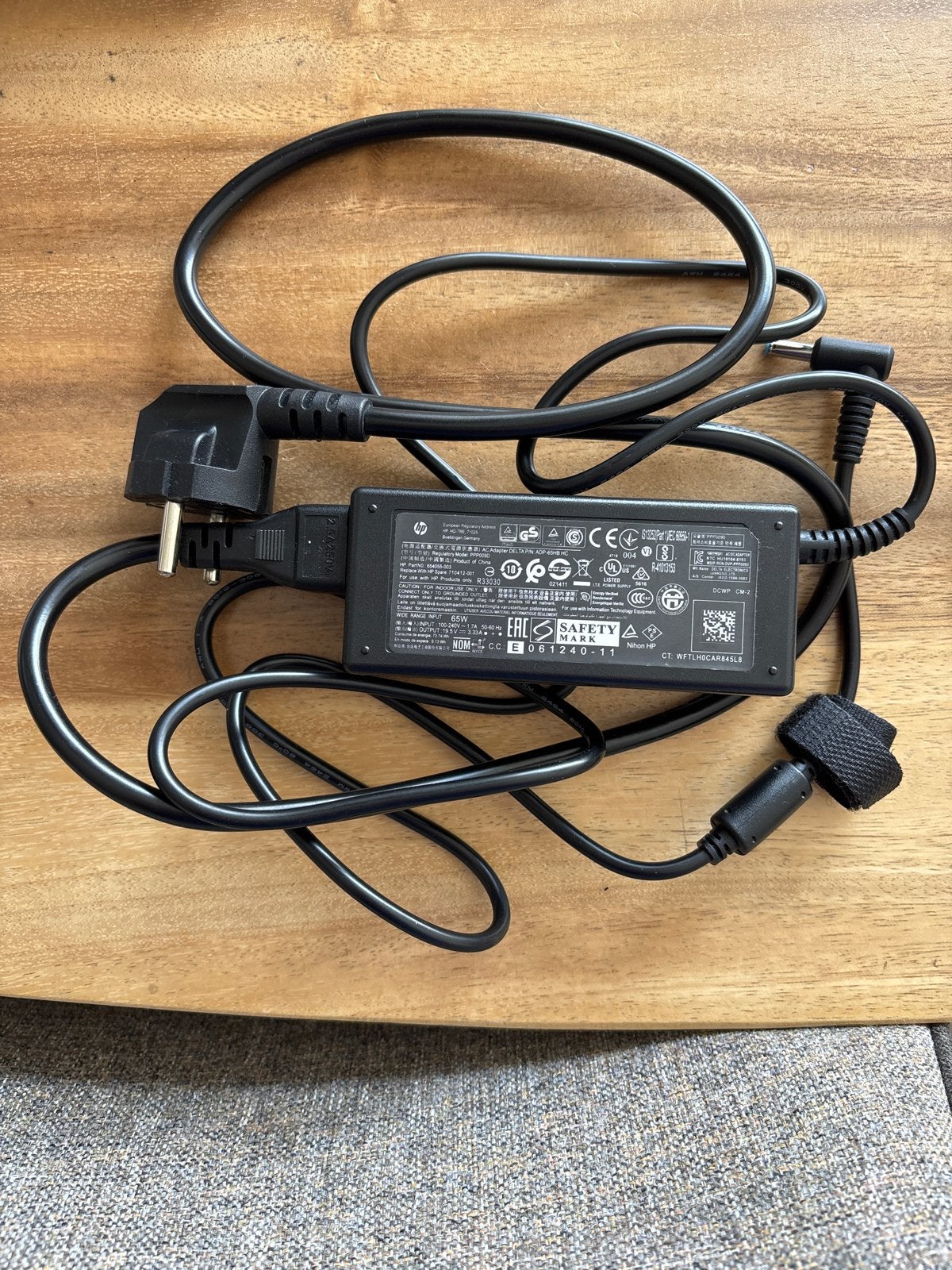 HP Laptop Oplader 65W - Origineel, Computers en Software, Ophalen of Verzenden, Zo goed als nieuw