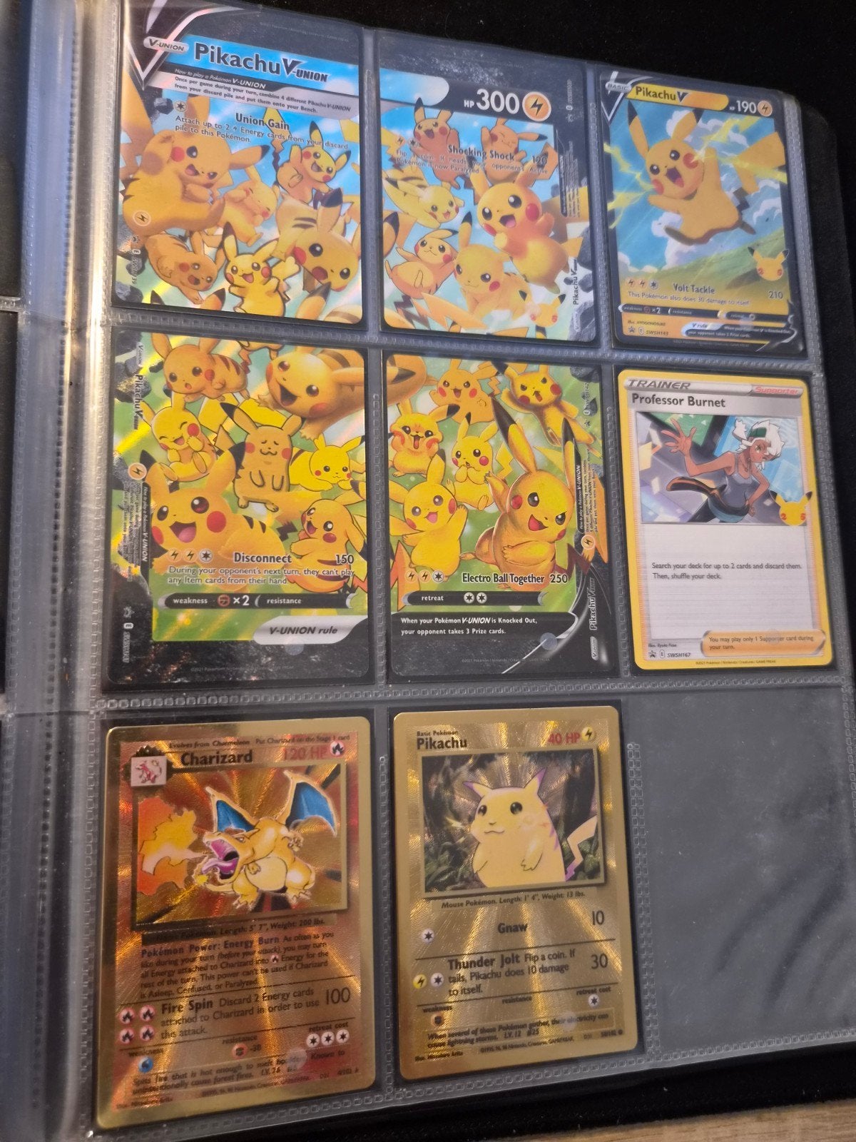 Pokémon Celebrations Masterset + (gouden) promo's, Hobby en Vrije tijd, Verzamelkaartspellen | Pokémon, Ophalen of Verzenden, Zo goed als nieuw