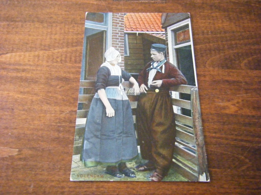 L38 - Volendam - Klederdracht - Man/Vrouw - 1906 - Mooi, Ophalen of Verzenden, Voor 1920, Noord-Holland