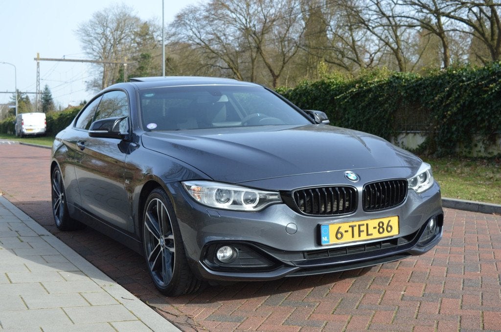 BMW 4-serie Coupé 420i High Exe Org NL/NAP/perfect onderhou, Auto's, Automaat, Achterwielaandrijving, Gebruikt, 4 stoelen