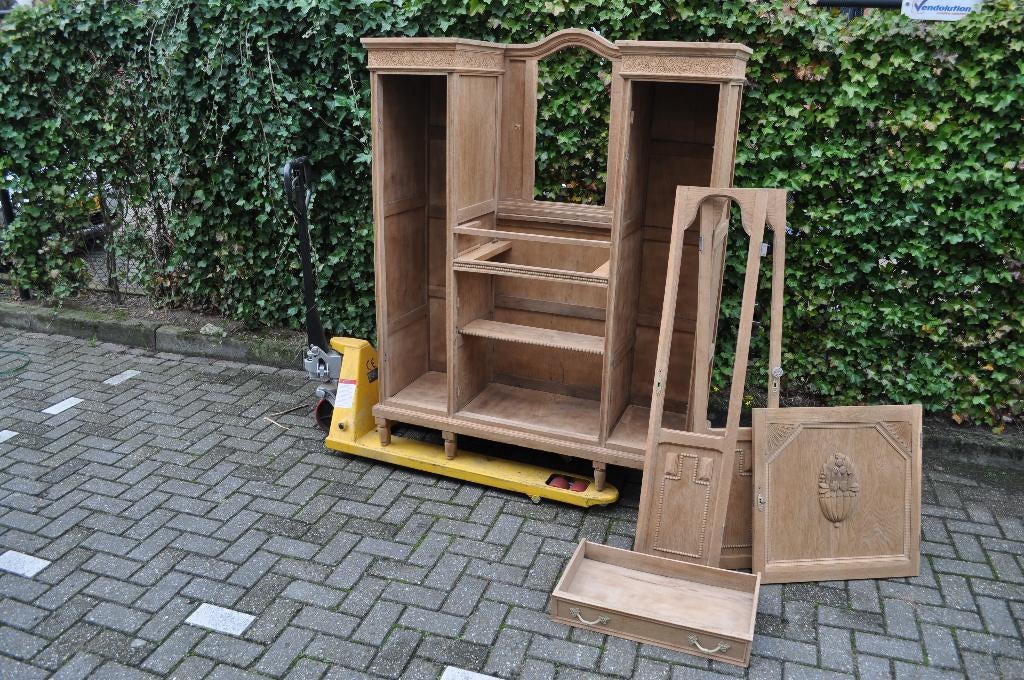 Stralen kasten, stoelen, tafelbladen, luchtgommen antiek, Ophalen of Verzenden, Gebruikt