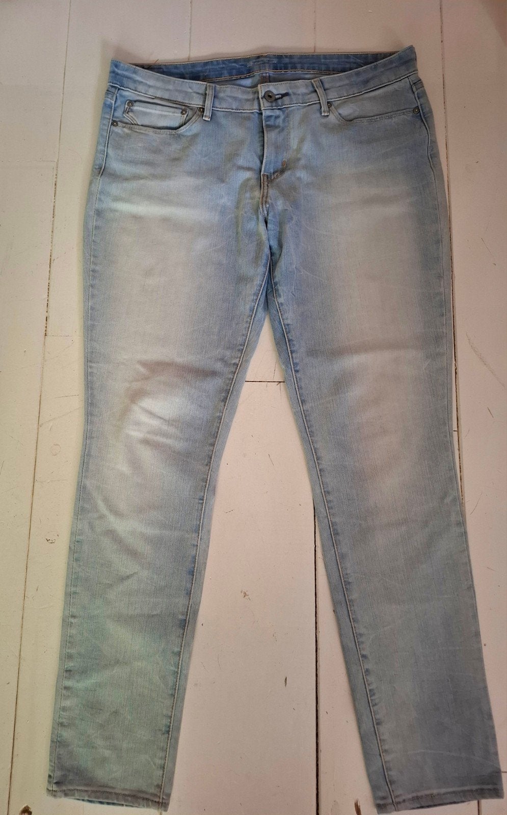 Levi jeans lichte wassing mt 32 demi curve, Blauw, Ophalen of Verzenden, Zo goed als nieuw, W30 - W32 (confectie 38/40)