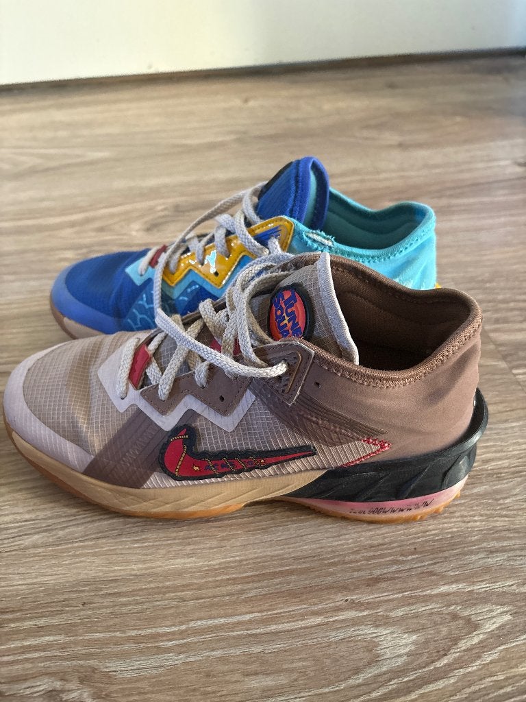 Nike LeBron 18 Low Space Jam Tune Squad GS EU39, Ophalen of Verzenden, Gebruikt, Schoenen