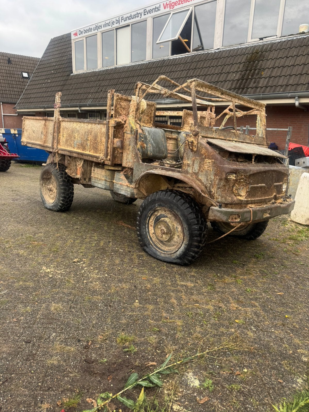 Unimog 404, Ophalen, Overige typen