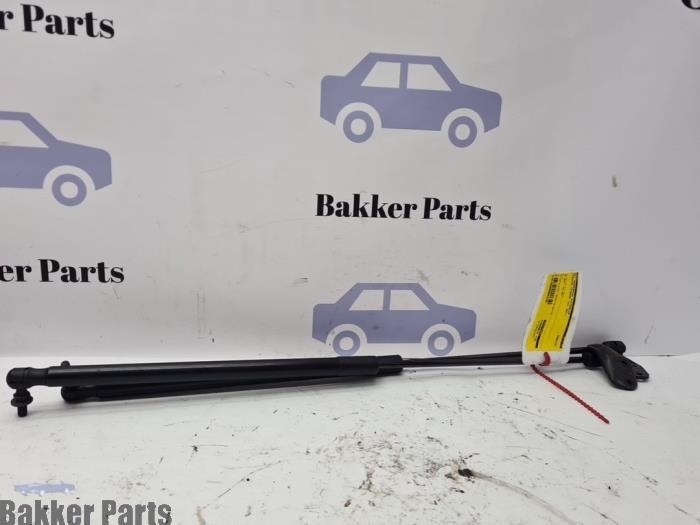 Set Gasdempers Achterklep van een Porsche Cayenne, Gebruikt, -, -, Porsche