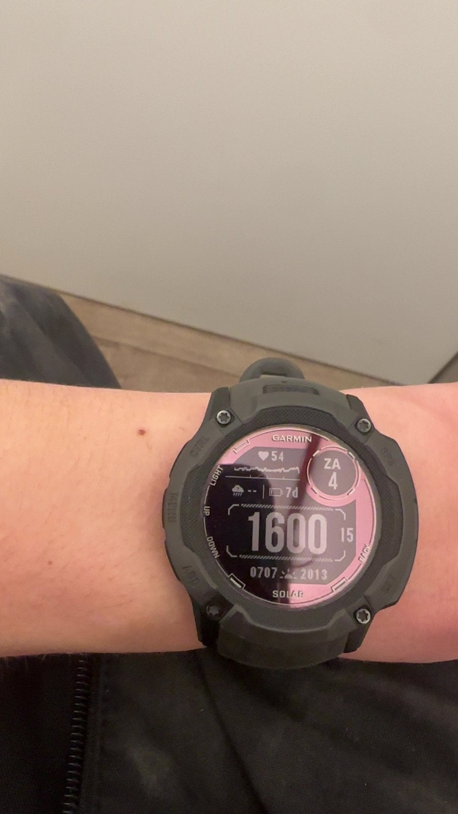 Garmin Instinct 2X Solar Pro - Robuuste GPS Smartwatch, Ophalen, Afstand, Zwart, Zo goed als nieuw