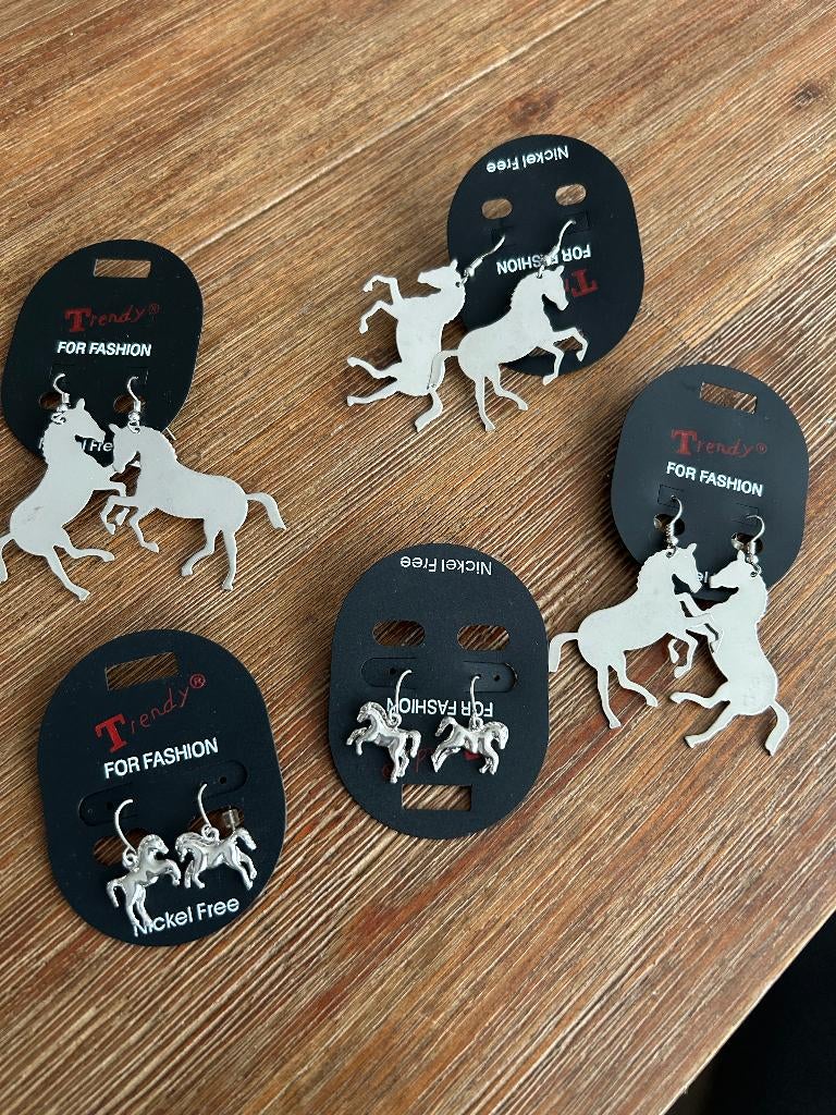 Oorbellen paarden, Overige materialen, Hangers, Nieuw, Ophalen of Verzenden