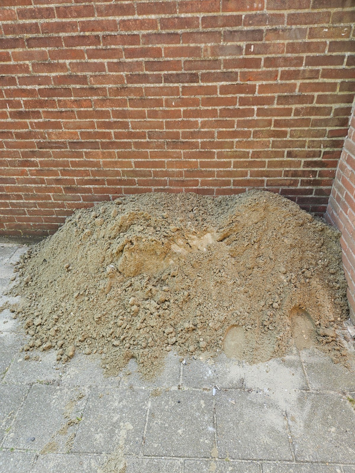GRATIS: 1m3 schoon ophoog/straat zand., Ophalen, Nieuw