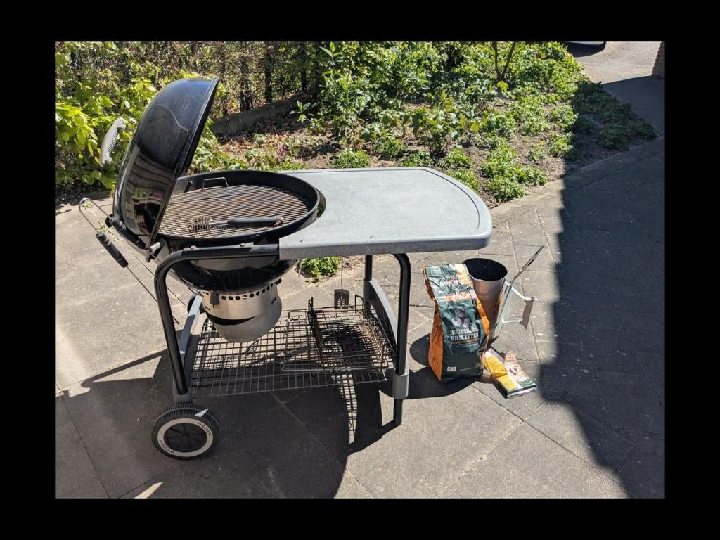 Grote weber barbecue met toebehoren, Ophalen of Verzenden