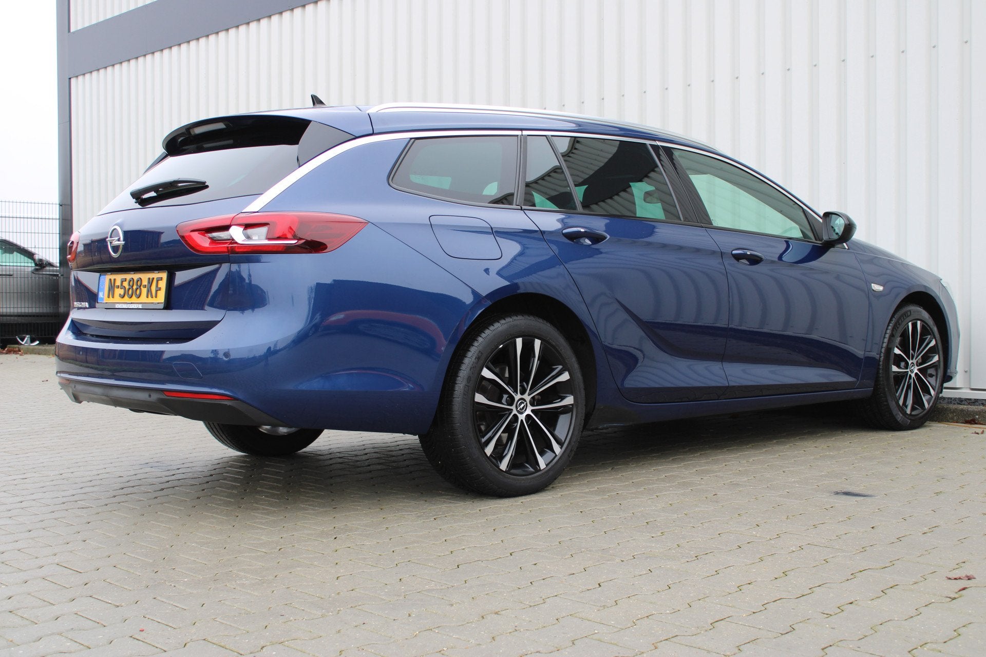Opel Insignia Sports Tourer 1.5 CDTI Ultimate | Incl. 12 maa, Voorwielaandrijving, 12 maanden, Gebruikt, Blauw