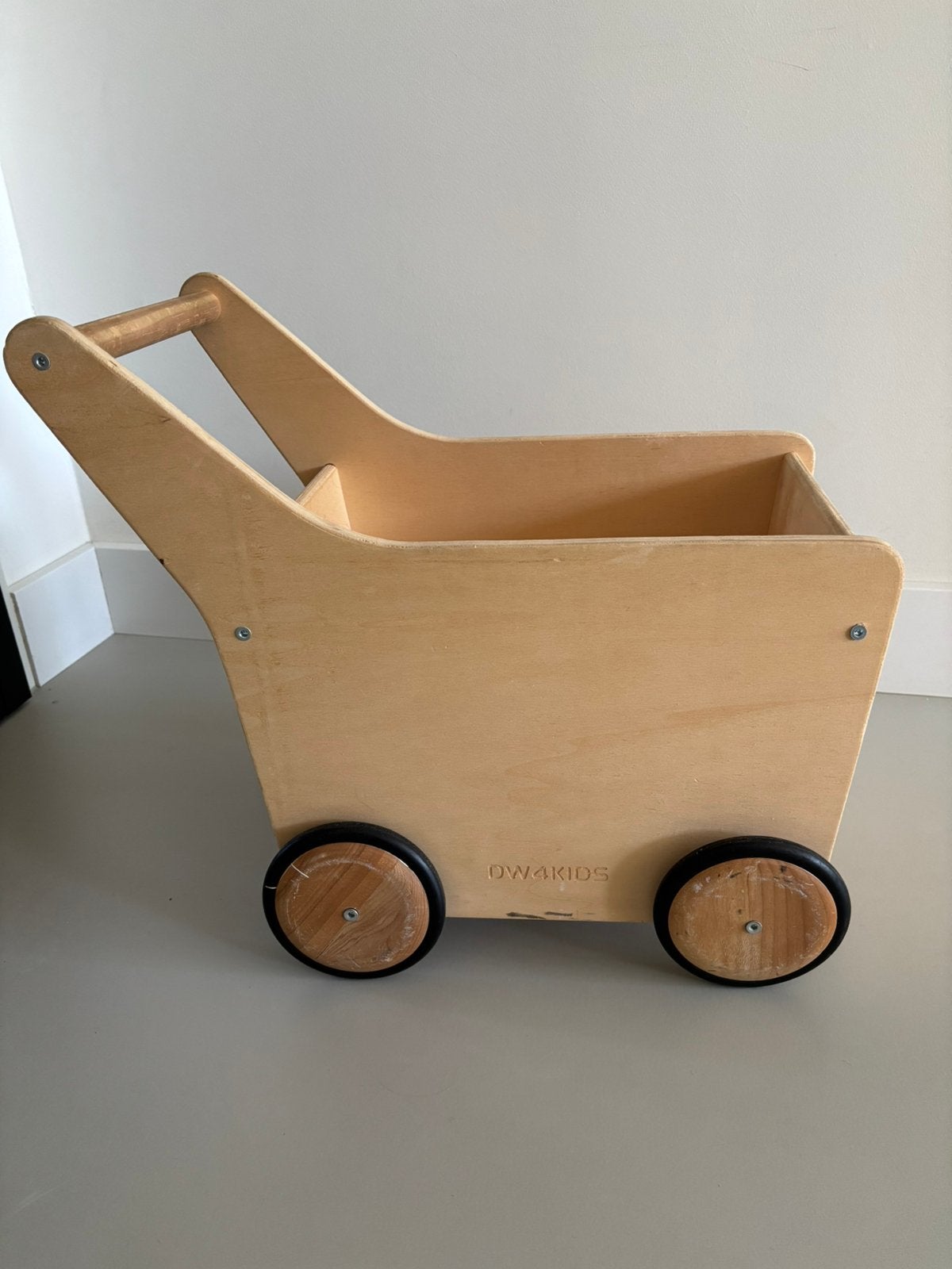 Loopkar bak hout DW4KIDS, Ophalen, Zo goed als nieuw, Duw- of Trekspeelgoed