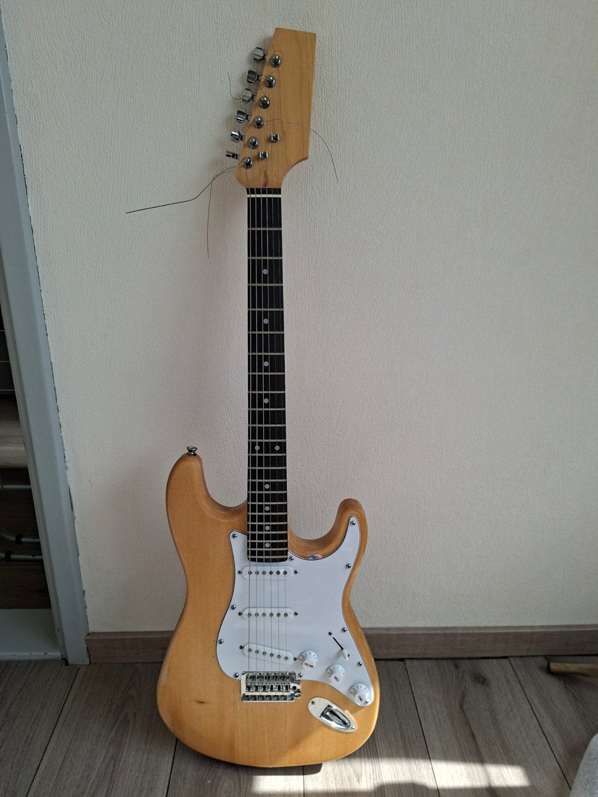 Elektrische gitaar - Stratocaster stijl, Ophalen, Gebruikt, Solid body, Overige merken