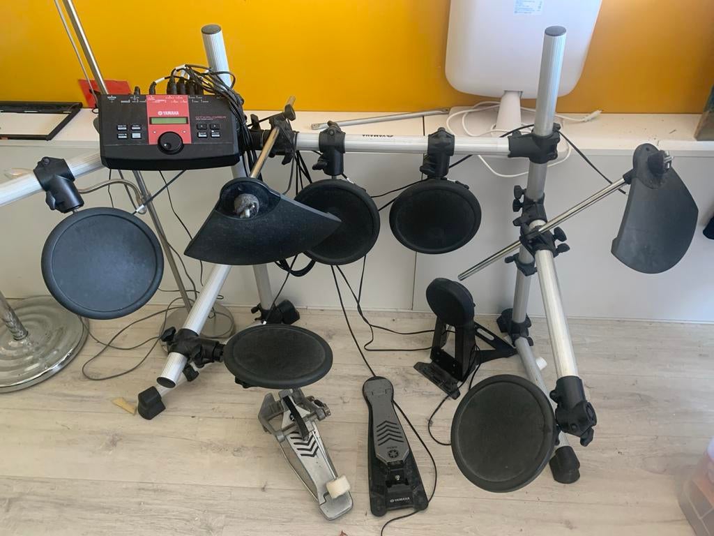 Yamaha DTXPLORER elektronisch drumstel - met foutmelding, Muziek en Instrumenten, Drumstellen en Slagwerk, Ophalen of Verzenden