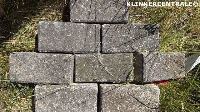 ROOIKORTING 2.400m2 antraciet betonklinkers keiformaat straa