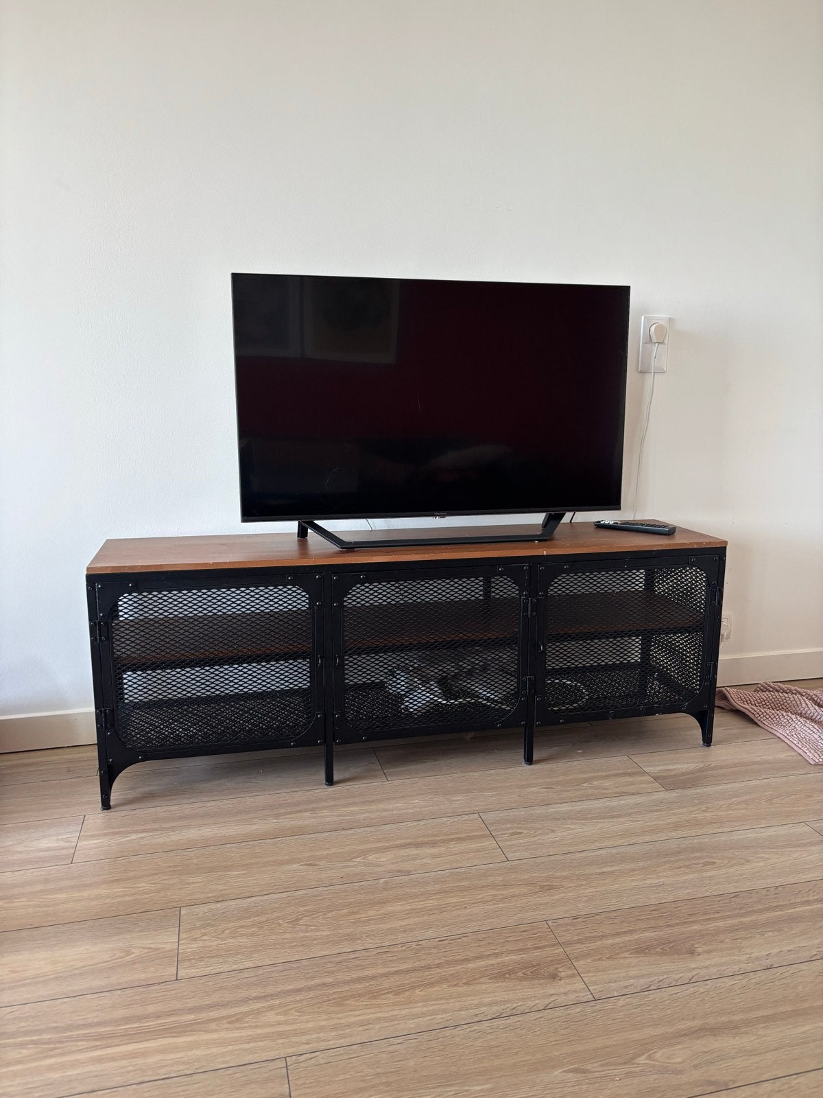 IKEA FJÄLLBO TV-meubel/dressoir 150x36x54 cm, Ophalen, Gebruikt, 150 tot 200 cm, Minder dan 100 cm
