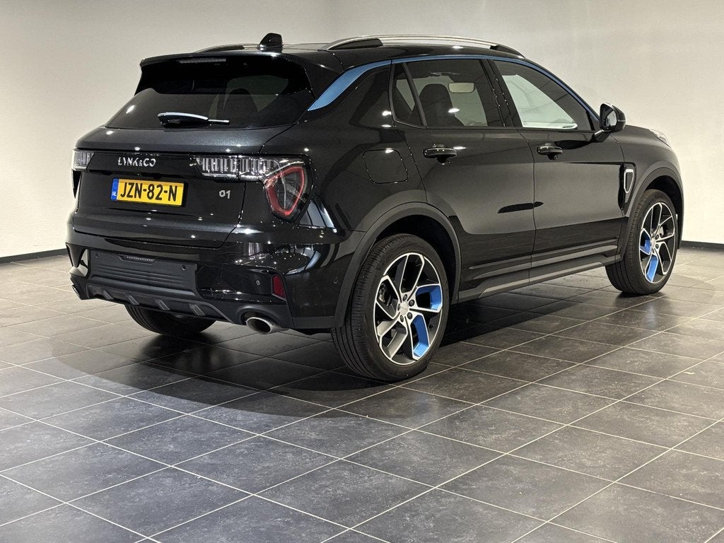 Lynk & Co 01 1.5 | Panoramadak | Navigatie | Adaptieve cruis, Auto's, Lynk & Co, Stof, Euro 6, Zwart, Plug-in hybride