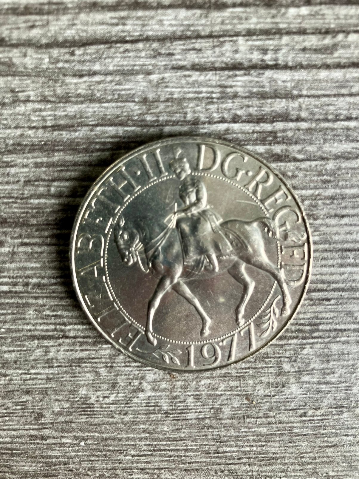 Jubileum munt Elizabeth II uit 1977, Ophalen of Verzenden, Overige landen