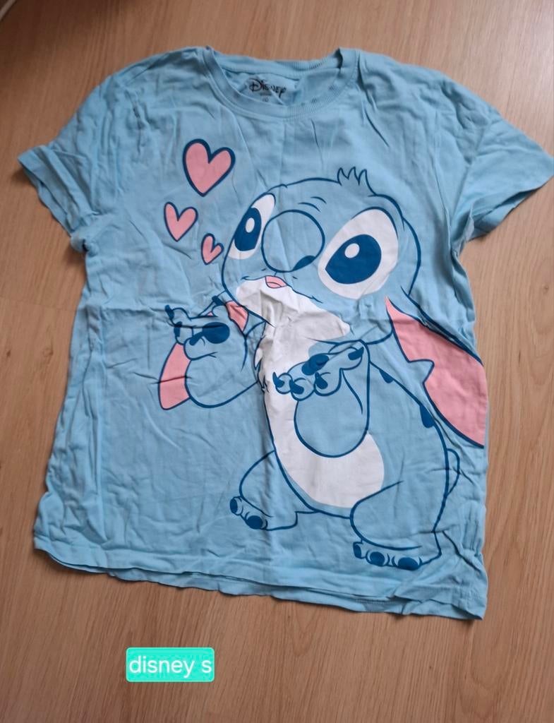 lichtblauw Disney Stitch T-shirt met hartjes s, Kleding | Dames, Disney, Ophalen of Verzenden, Zo goed als nieuw, Maat 36 (S)
