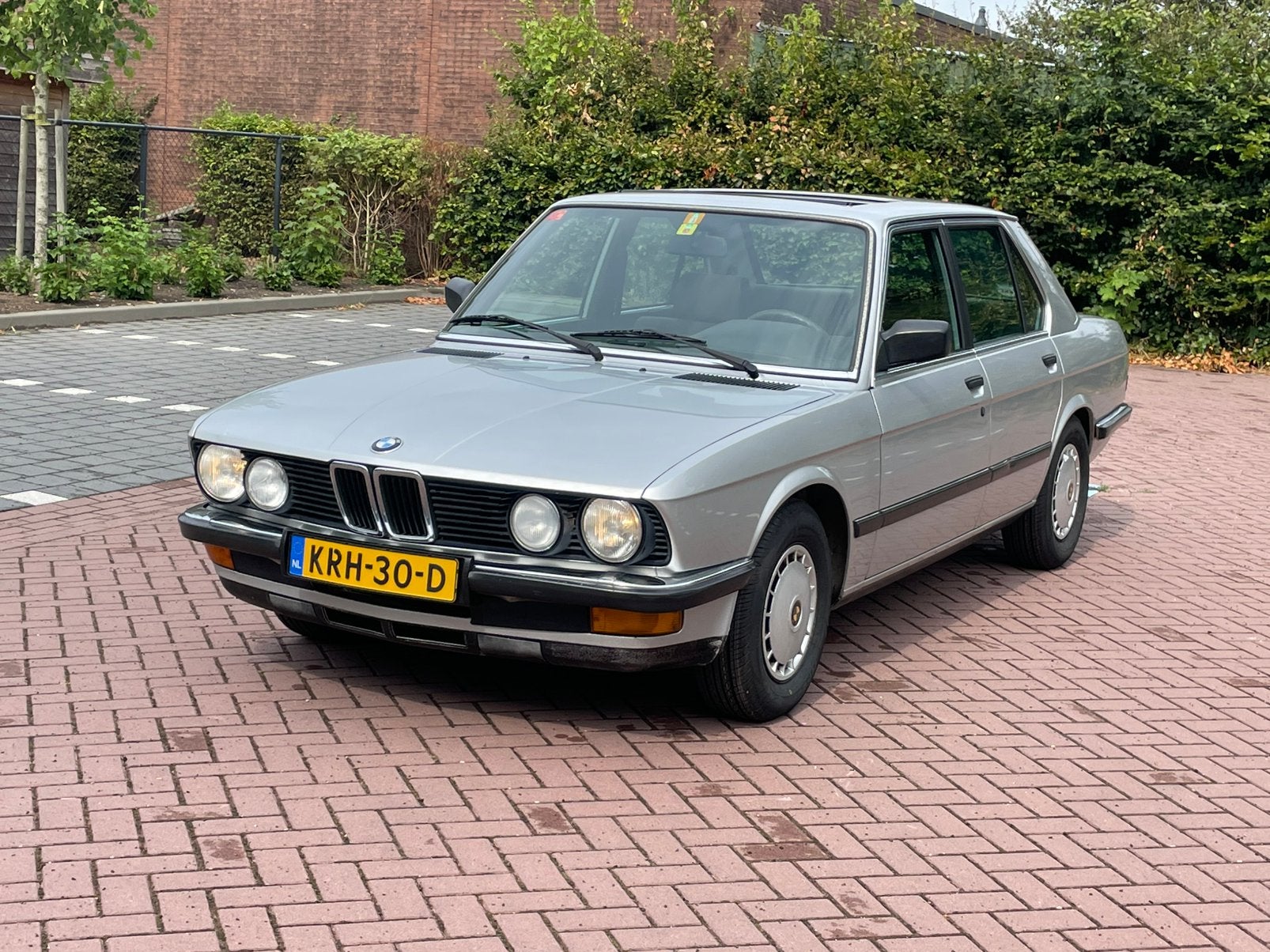 BMW 524 TURBO DIESEL AUTOMAAT 1986 BELASTINGVRIJ, Auto's, Diesel, 115 pk, Particulier, Sedan
