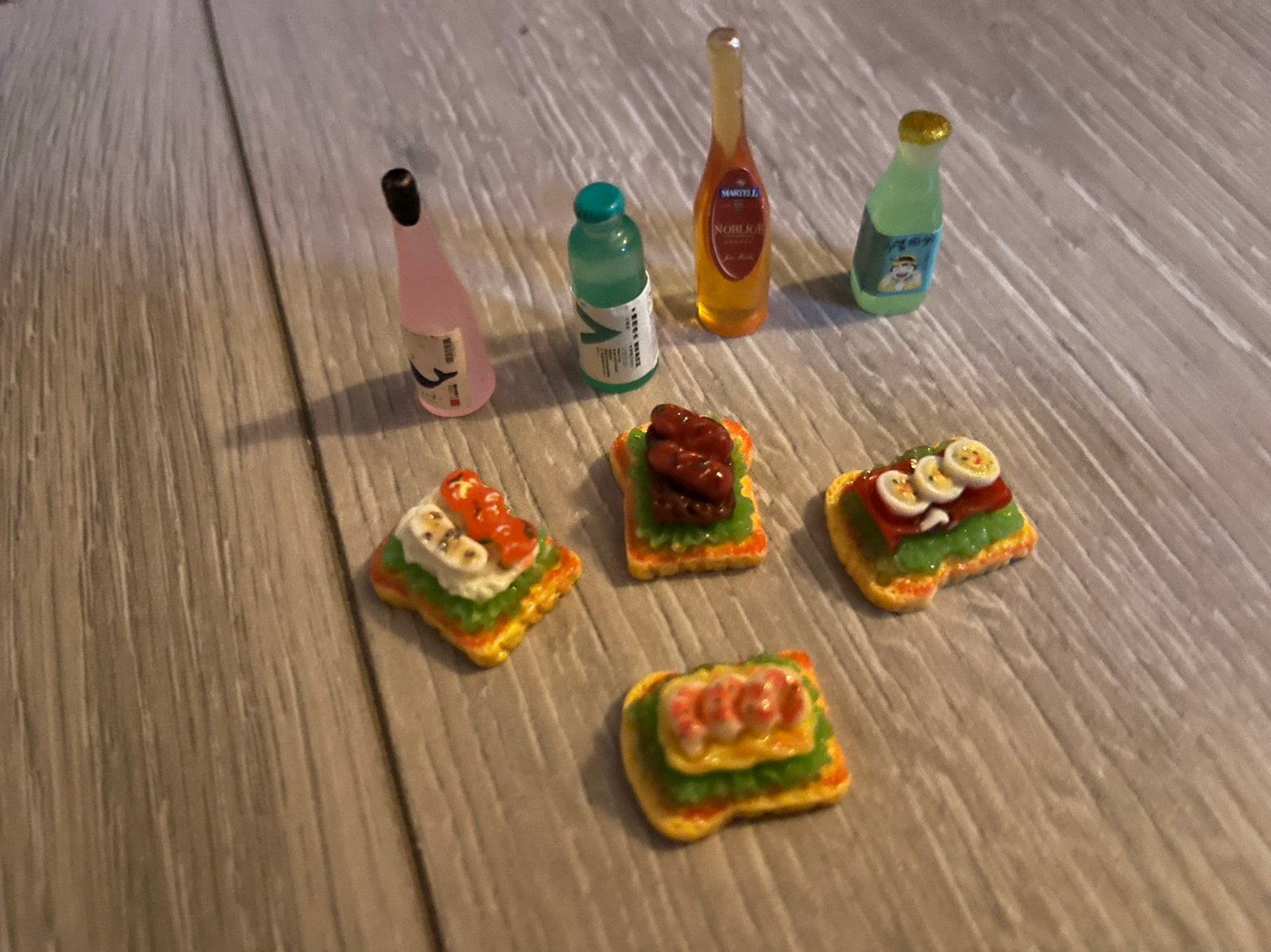 4 drankjes 4 sandwiches poppen/ maileg huis incl verzending, Ophalen, Nieuw, Poppenhuis