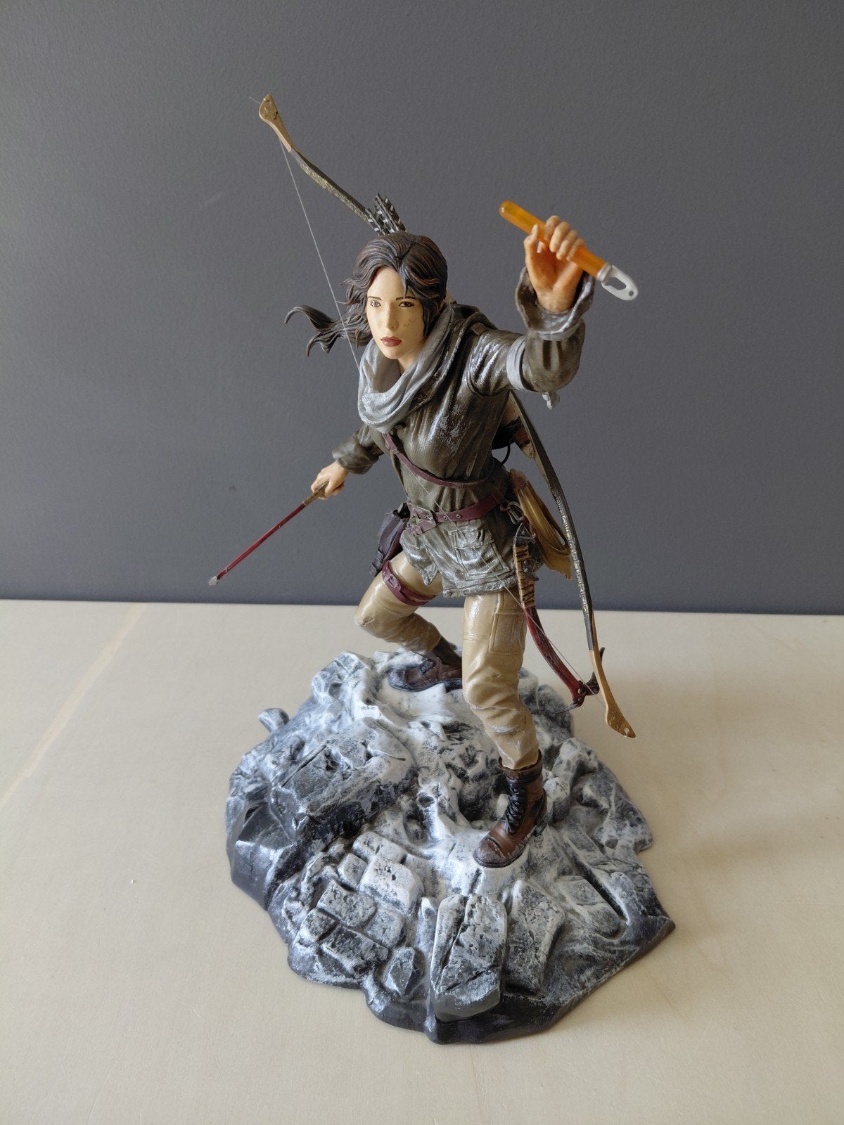 Lara Croft Rise of the Tomb Raider Statue, Verzamelen, Beelden en Beeldjes, Ophalen of Verzenden, Zo goed als nieuw