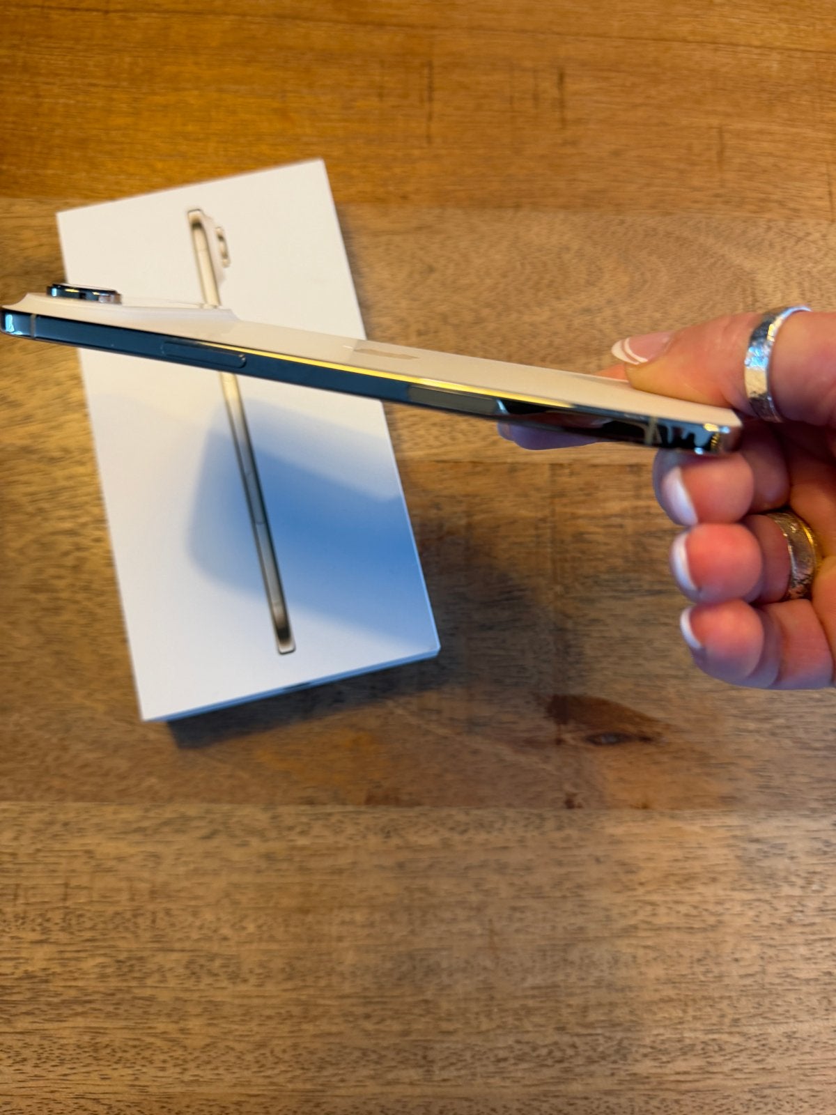 Apple iPhone 17 Air 256GB Goud - Zo goed als nieuw, Telecommunicatie, 256 GB, IPhone 17 Air, Ophalen of Verzenden, Zo goed als nieuw