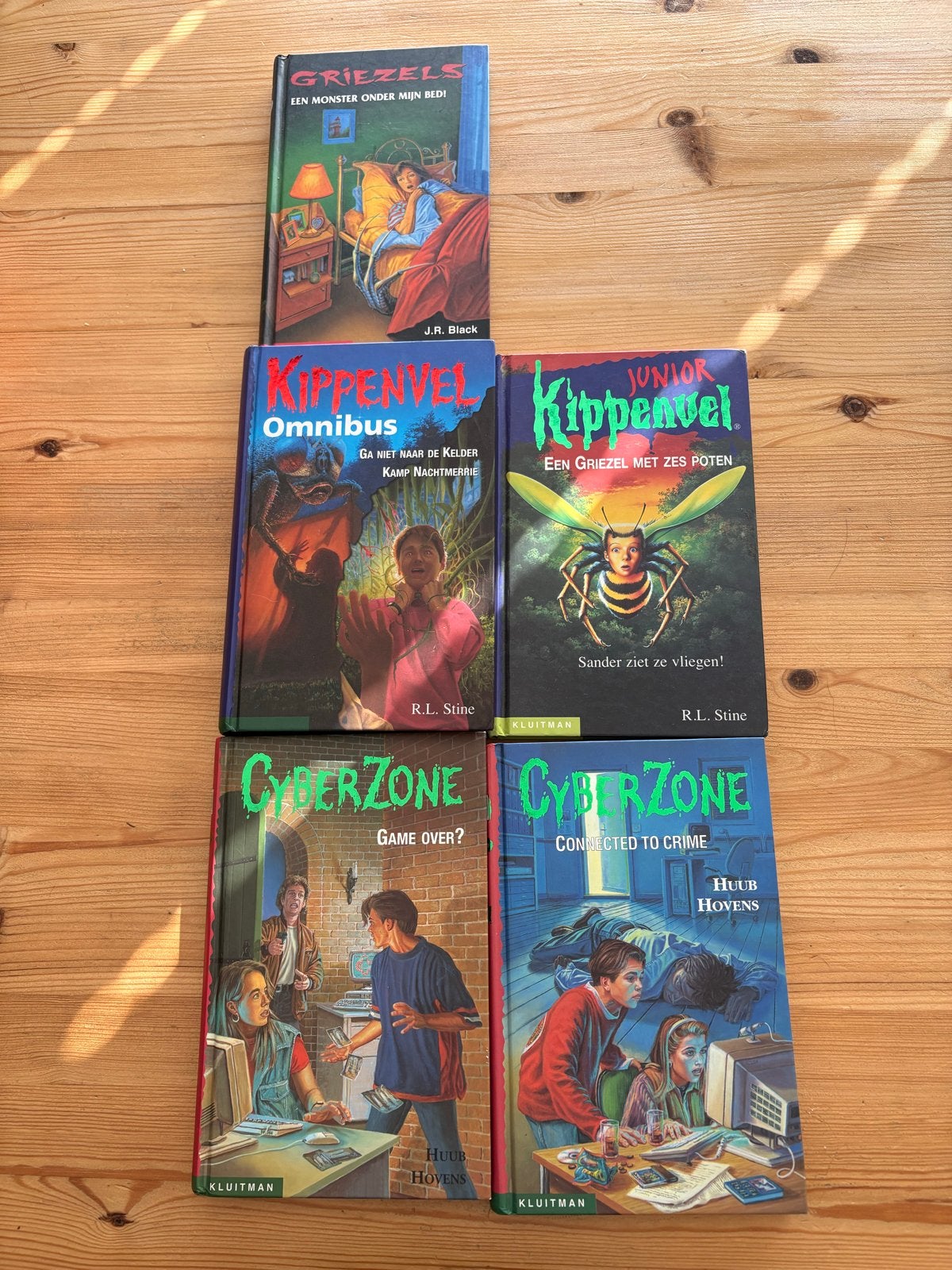 5 spannende kinderboeken - Griezels, Kippenvel, Cyberzone, Ophalen of Verzenden, Zo goed als nieuw, Fictie