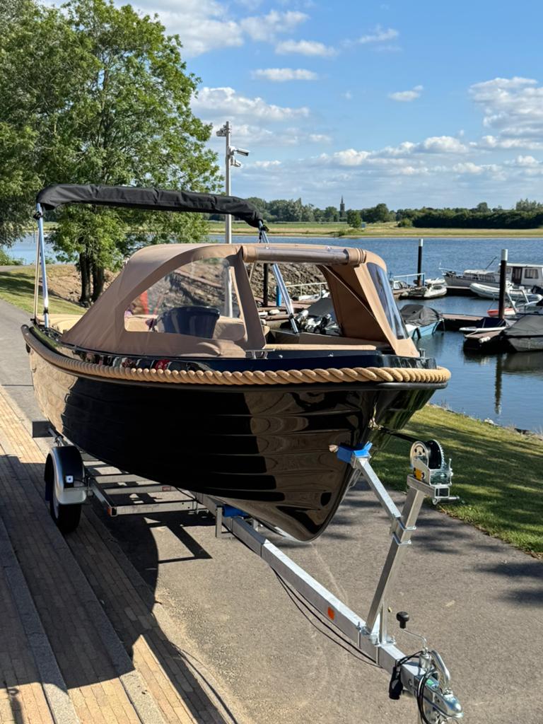 Maassloep 570 honda 20pk NIEUW luxe opties direct leverbaar, Ophalen, Maassloep, Elektrische start