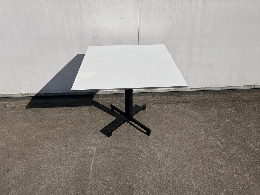 11 stuks Luxe trespa 80x80 cm horeca terras tafels volkern, Ophalen, Zo goed als nieuw