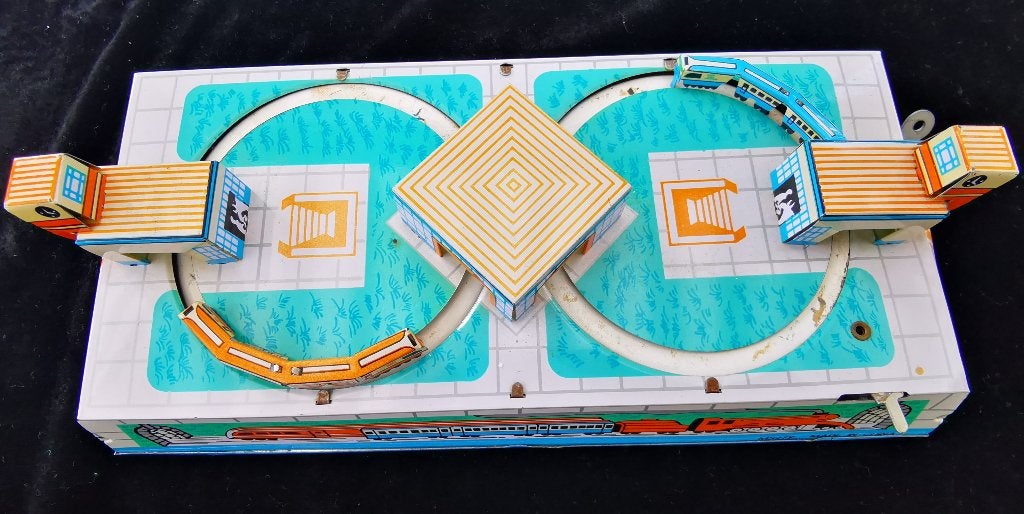 Vintage MS279 Chinese Tin opwind Trein Station Toy, Antiek en Kunst, Antiek | Speelgoed, Ophalen of Verzenden