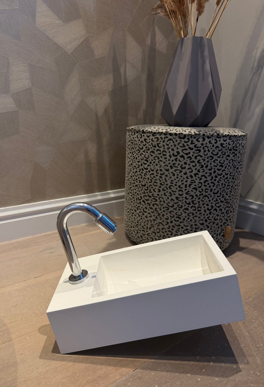 Luxe fontein met kraan en sifon, Ophalen of Verzenden, Zo goed als nieuw, Chroom, Wastafel