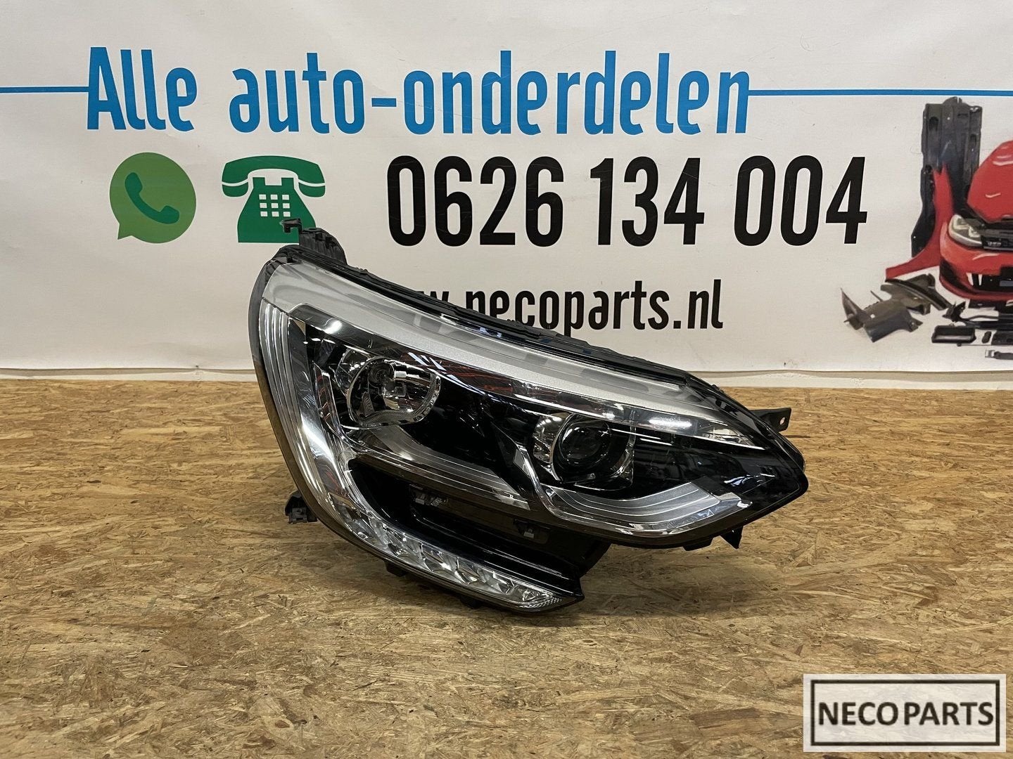 RENAULT MEGANE 4 H7 LED KOPLAMP RECHTS 260102555R ORIGINEEL, Gebruikt, -, Renault, -