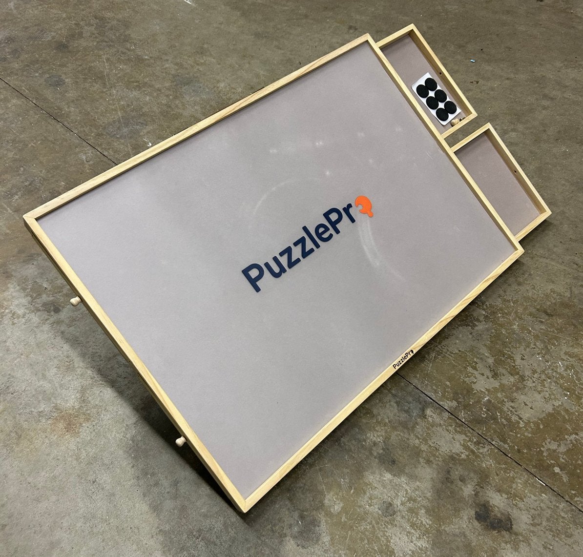 Puzzeltafel 1500 stukjes - kantelbaar en draaibaar met lades, Ophalen, 500 t/m 1500 stukjes, Nieuw, Legpuzzel