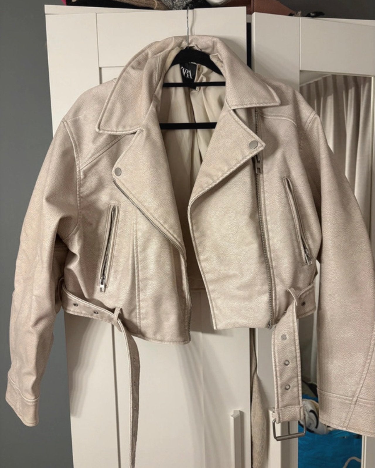 Korte leren jas van Zara, maat L, goede staat, Ophalen of Verzenden, Gedragen, Maat 42/44 (L), Beige