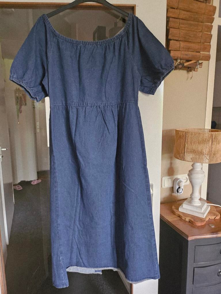 Nieuwe off shoulder jeans jurk., Blauw, Maat 46/48 (XL) of groter, Ophalen of Verzenden, Zo goed als nieuw