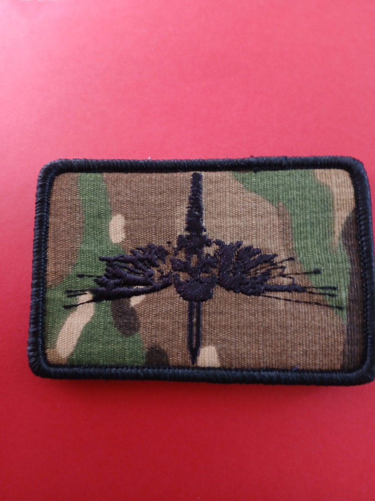 Badge KCT Expandables 103 - Commando Troepen, Verzamelen, Ophalen of Verzenden, Landmacht, Nederland, Embleem of Badge