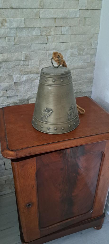 Zinken bel/ klok., Ophalen